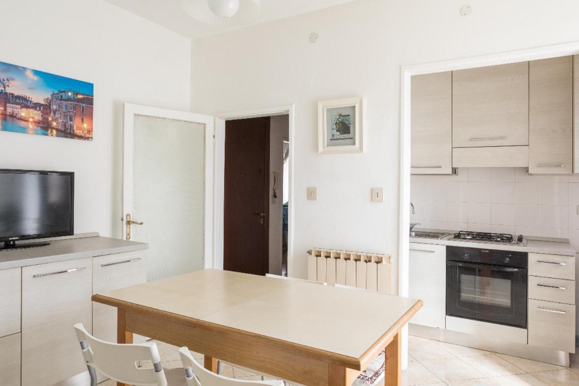 Nice Cozy Apartment In The Mainland Of Venice メストレ エクステリア 写真